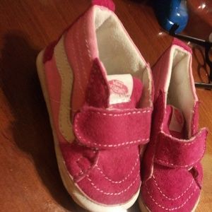 Vans crib shoes